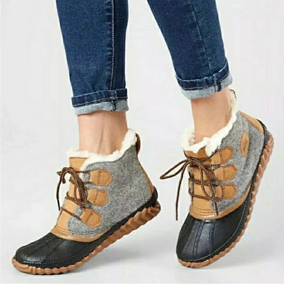 SOREL Out N’ About Plus Waterproof Leather & Felt Ankle Boots size 10.5 - Picture 1 of 12